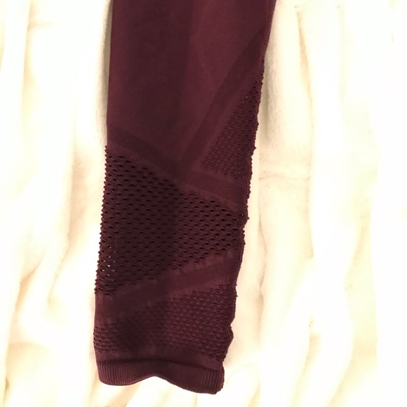 Fabletics leggings - Picture 2 of 2